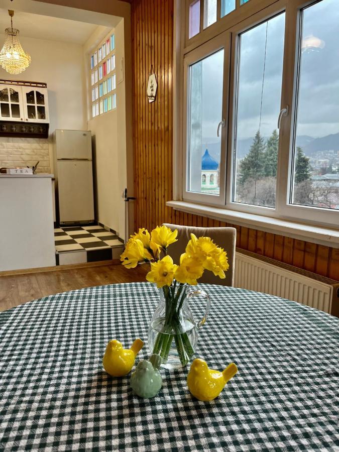 Pigeon Guest House Tbilisi Exterior photo
